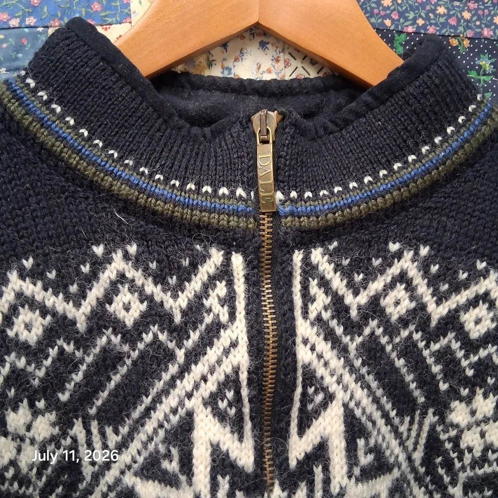 Dale of Norway US Ski Team Navy Blue Fair Isle Snowflake Sweater Size Medium